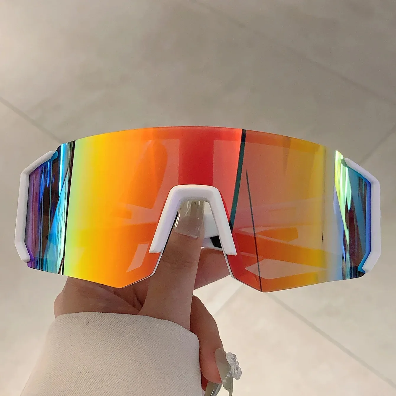 アウトドアスポーツサングラス男性用軽量特大男性用シェードサイ - Cycling Glasses のレビューと価格