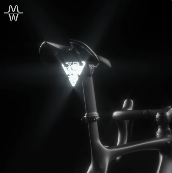 三角形自転車リフレクター高視認性反射板夜間走行安全装備後部警 - Cycling Visibility Gear のレビューと価格