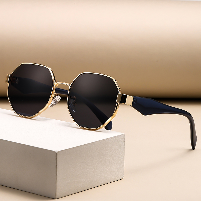 レトロラウンドフレームラージフレームサングラス新しい女性サン - Cycling Glasses のレビューと価格
