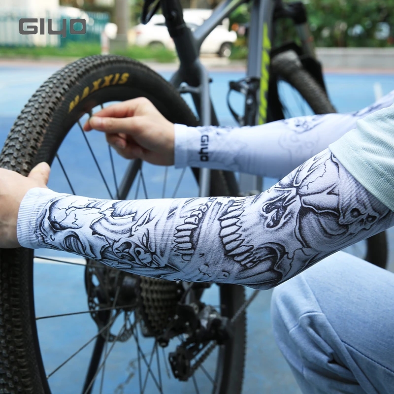 GIYO アイスファブリック ランニングアームウォーマー バ - Cycling Gear Lycra のレビューと価格